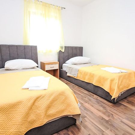 Holiday Home Gorana - Brc152 By Interhome Mirce エクステリア 写真